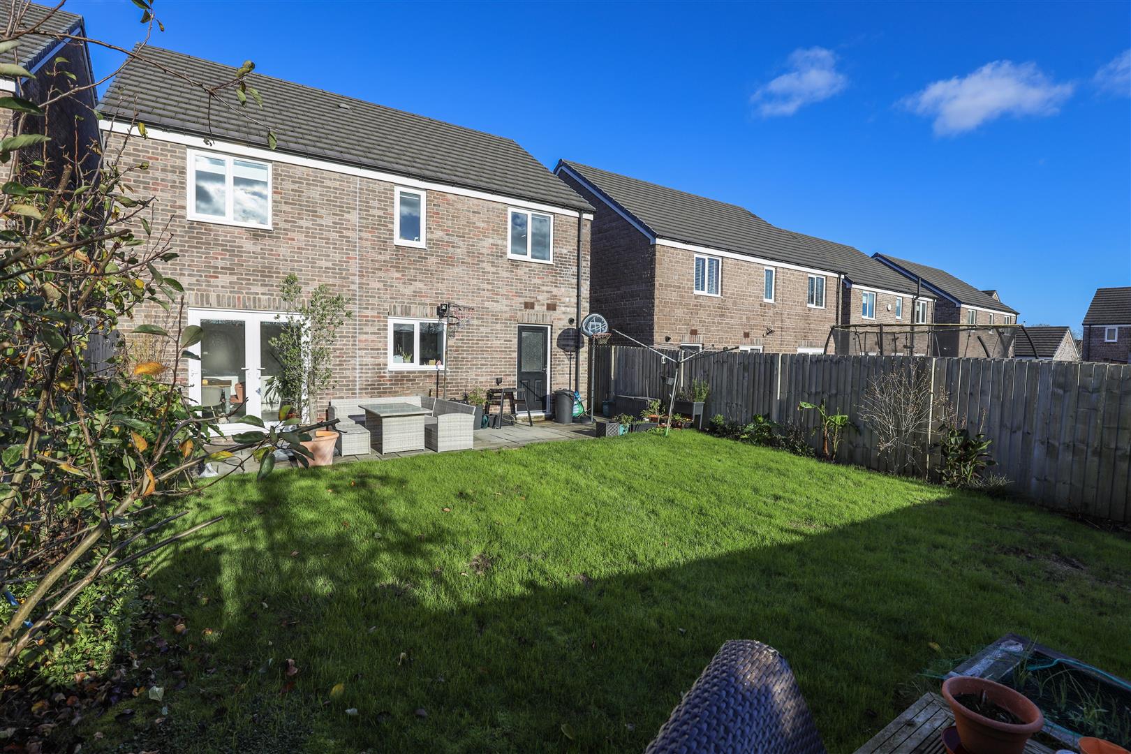 6 Plasnewydd Walk, Llantwit Major, Vale of Glamorgan, CF61 2YW